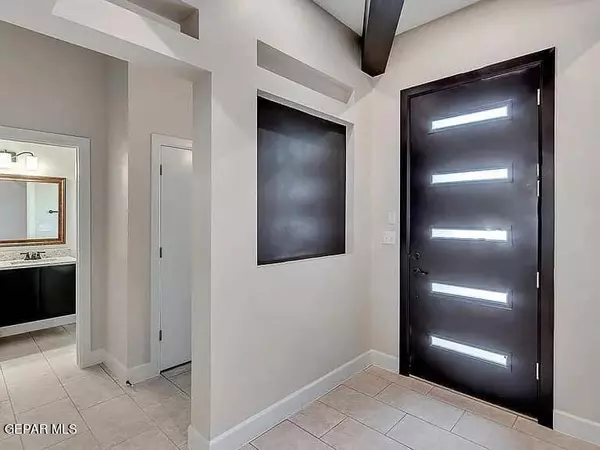 1750 Green Valley Street, El Paso, TX 79928