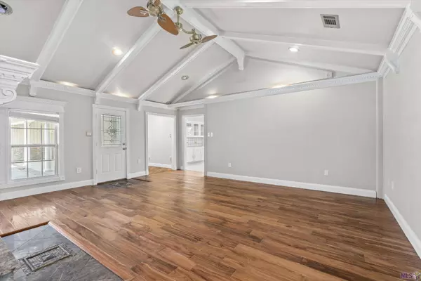 12321 EXCALIBUR AVE, Baton Rouge, LA 70816