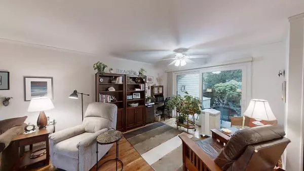 59 Route 6a #32-3, Dennis, MA 02638