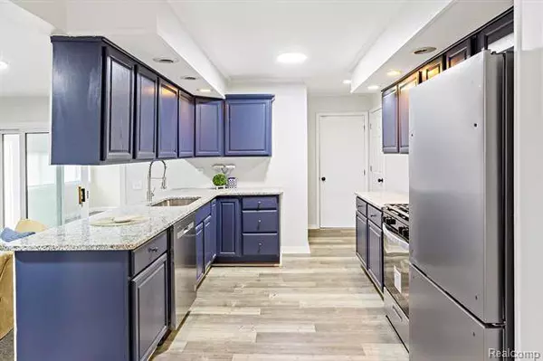 15646 LEADER Street, Taylor, MI 48180