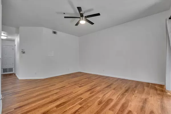 208 Anderly Ct #11, Hayward, CA 94541