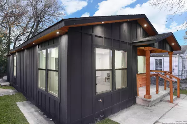 3014 EL PASO ST, San Antonio, TX 78207-4603