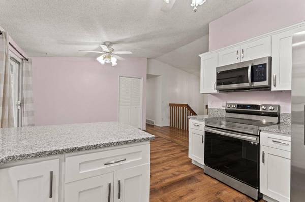 1023 S Edgerton Rd, Spokane Valley, WA 99212