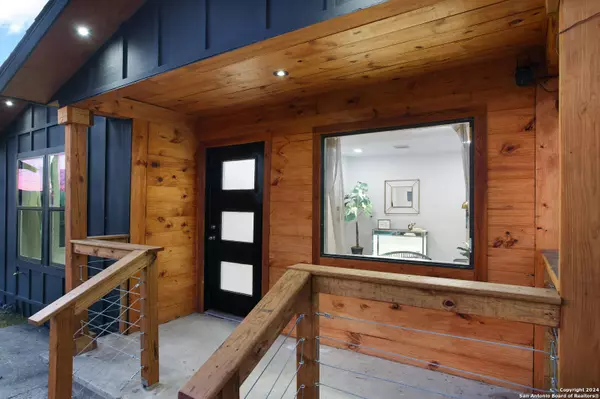 3014 EL PASO ST, San Antonio, TX 78207-4603