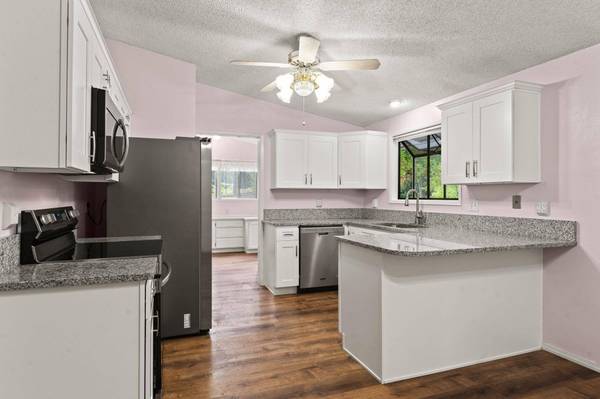 1023 S Edgerton Rd, Spokane Valley, WA 99212