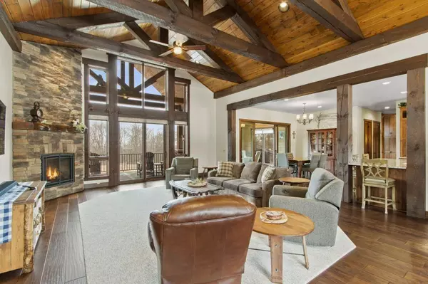 E7818A Schara Road, North Freedom, WI 53951