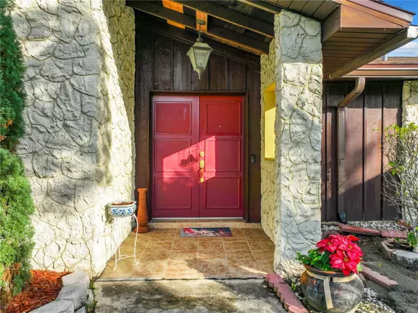 115 PEPPERTREE DR, Orlando, FL 32825