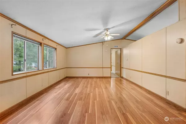 20 E Balbriggan RD, Shelton, WA 98584