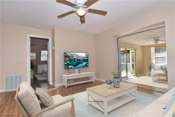 1744 Bonnie CT, Fort Myers, FL 33901