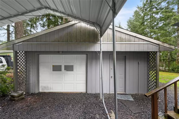 20 E Balbriggan RD, Shelton, WA 98584