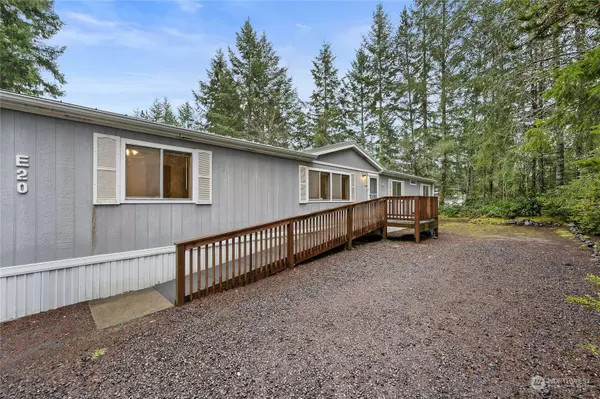 20 E Balbriggan RD, Shelton, WA 98584