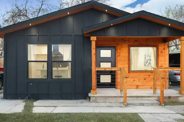 3014 EL PASO ST, San Antonio, TX 78207-4603