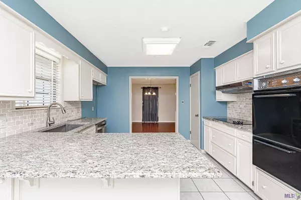 4706 SHADELAND DR, Baton Rouge, LA 70816