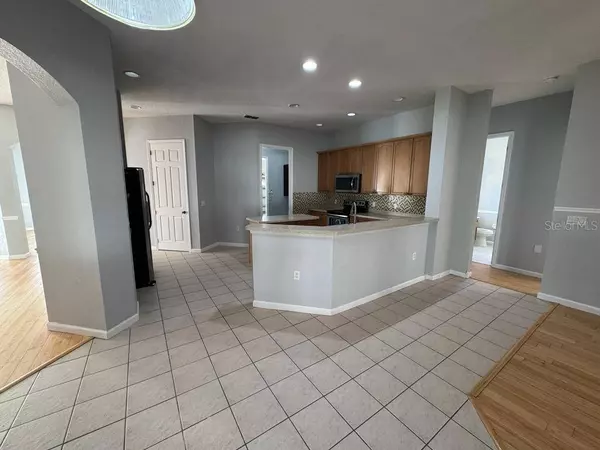 2863 PAIGE DR, Kissimmee, FL 34741