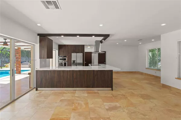 7460 SW 126th St, Pinecrest, FL 33156