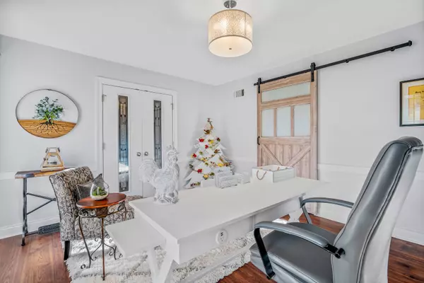 667 Pine ST, Batavia, IL 60510