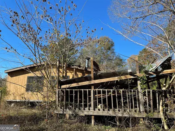 1512 Hilltop CIR, Dublin, GA 31021