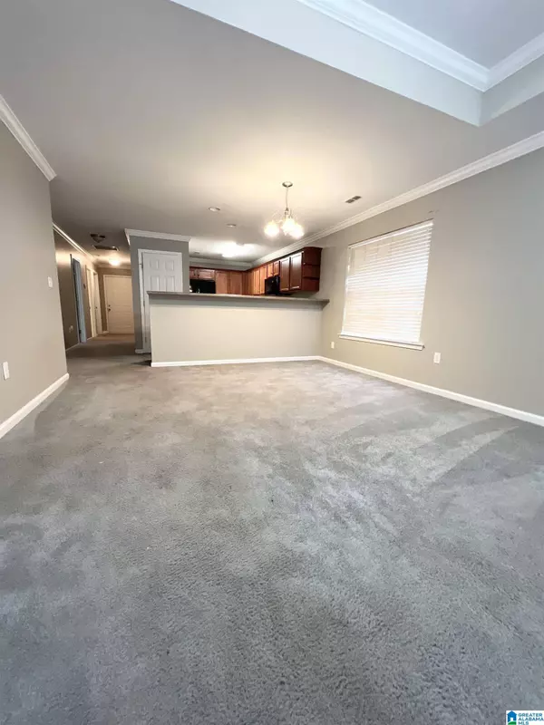 2079 WILLOW GLENN DRIVE, Birmingham, AL 35215