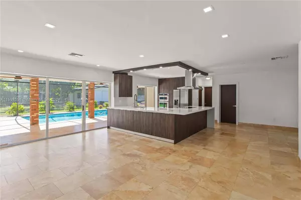 7460 SW 126th St, Pinecrest, FL 33156