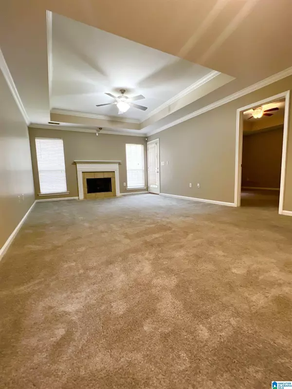 2079 WILLOW GLENN DRIVE, Birmingham, AL 35215