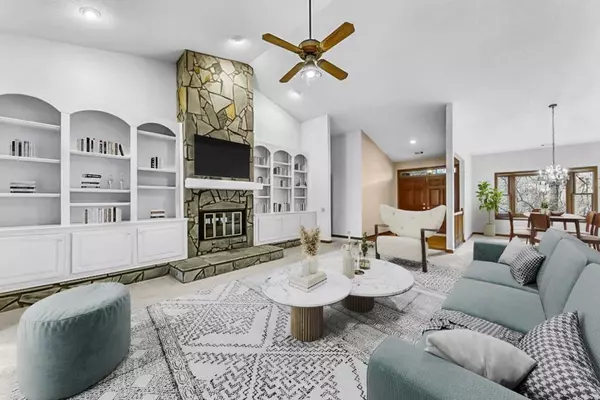 10475 Saint Simonds CT, Johns Creek, GA 30022