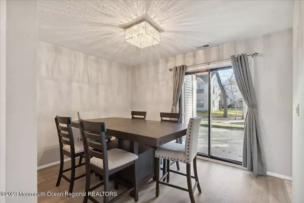 905 Poppy Place, Jackson, NJ 08527