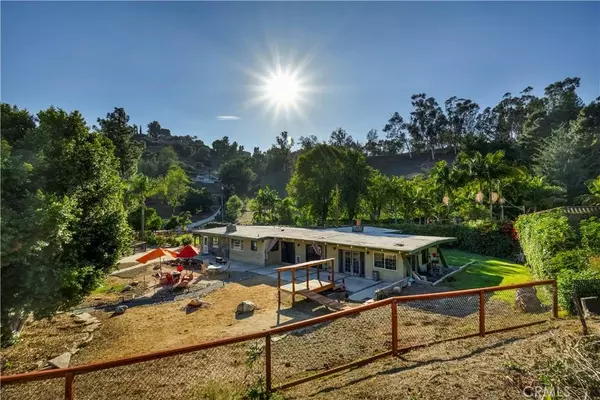 2128 El Cajonita DR, La Habra Heights, CA 90631