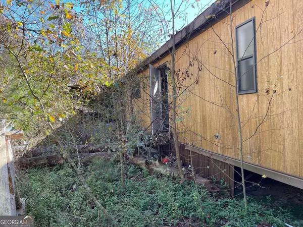 1512 Hilltop CIR, Dublin, GA 31021