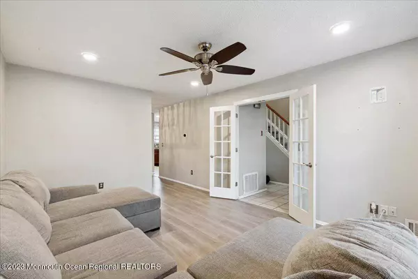 905 Poppy Place, Jackson, NJ 08527