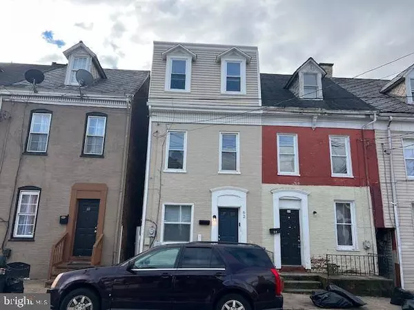 62 W BOUNDARY AVE, York, PA 17401