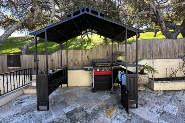 25300 Camino De Chamisal, Corral De Tierra, CA 93908