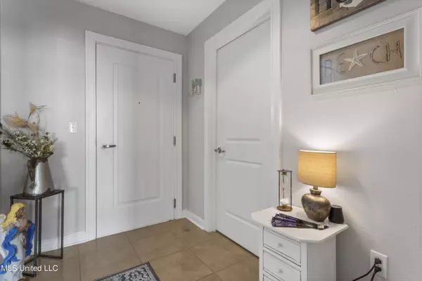 2060 Beach Boulevard #1407, Biloxi, MS 39531