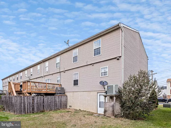 1112 E 14TH ST, Wilmington, DE 19802