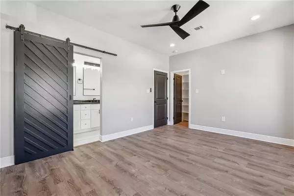 1360 HARRISON AVE, New Orleans, LA 70122