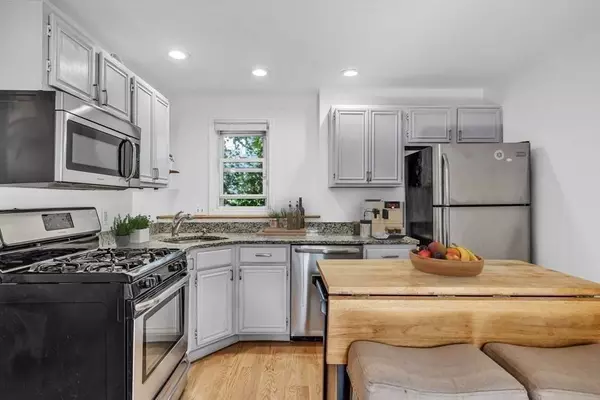 224 West Sixth St #1, Boston, MA 02127