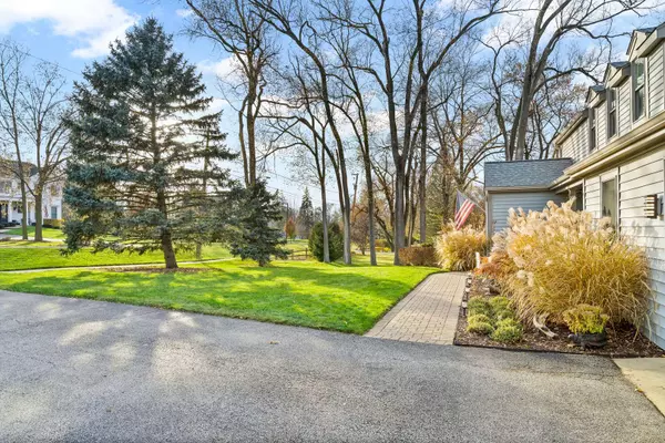 667 Pine ST, Batavia, IL 60510