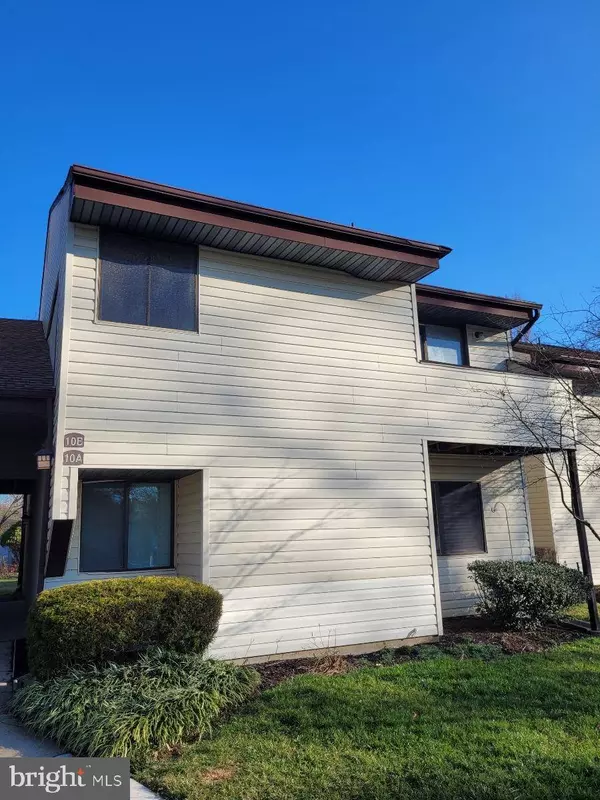 10-B E DAISY LN, Mount Laurel, NJ 08054