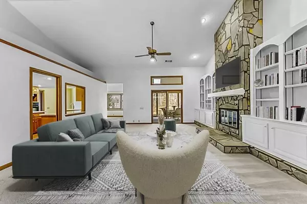 10475 Saint Simonds CT, Johns Creek, GA 30022