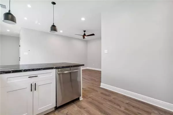 1360 HARRISON AVE, New Orleans, LA 70122