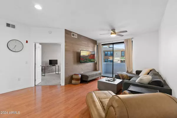 6900 E PRINCESS Drive #1161, Phoenix, AZ 85054