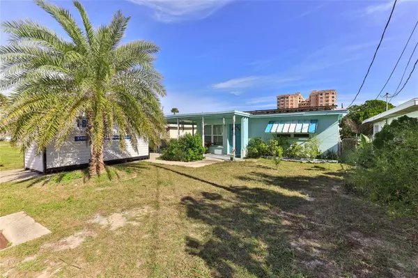 3243 LA PALOMA AVE, Daytona Beach, FL 32118