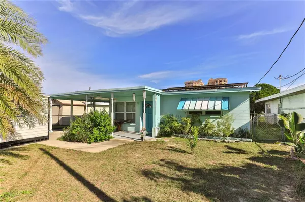 3243 LA PALOMA AVE, Daytona Beach, FL 32118