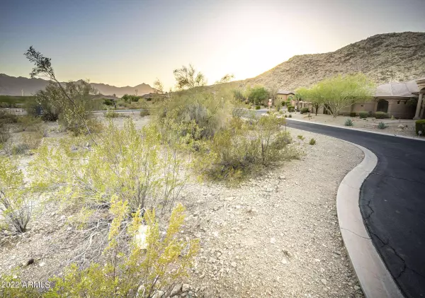 3049 W GLENHAVEN Drive #4, Phoenix, AZ 85045