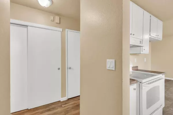 8354 Sunrise Woods WAY, Sacramento, CA 95828