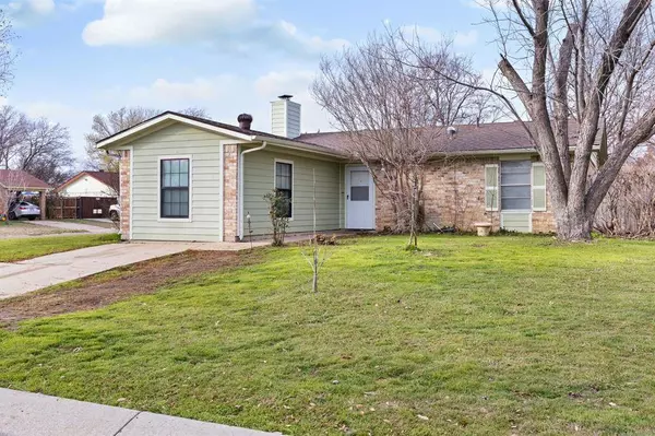 6001 Croftway Court, Fort Worth, TX 76131