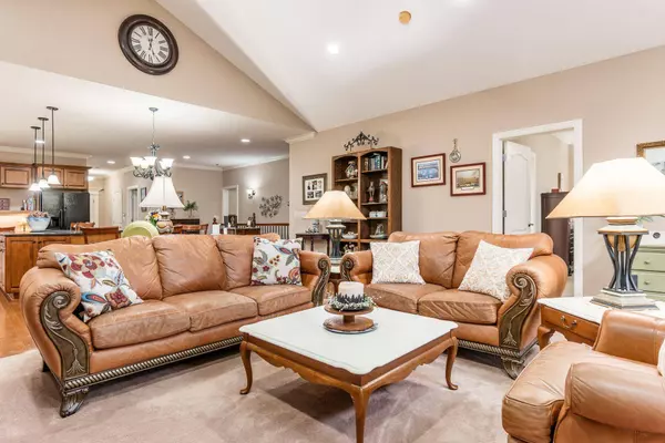 6246 Kinver Edge Way, Columbus, OH 43213