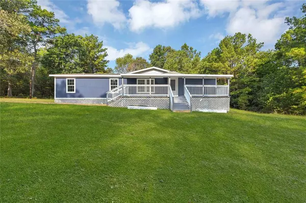 350 Stage Coach RD, Coldspring, TX 77331