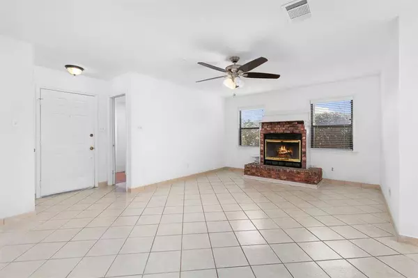 6001 Croftway Court, Fort Worth, TX 76131