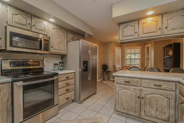 301 S Center Hill, Paragould, AR 72450