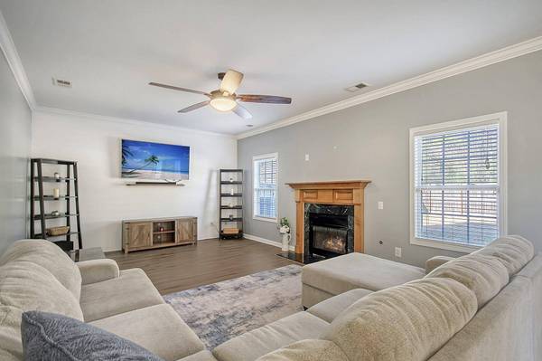 116 Dasharon Ln, Goose Creek, SC 29445